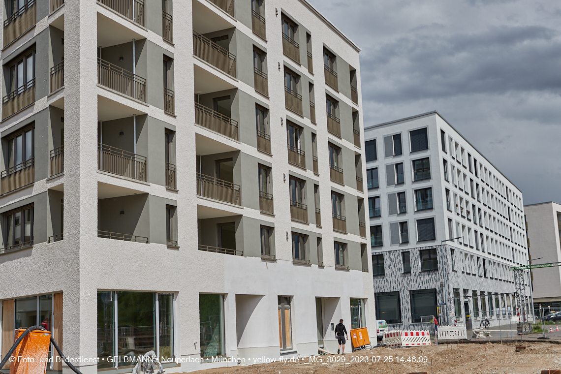25.07.2023 - Rundgang im Alexisquartier in Neuperlach